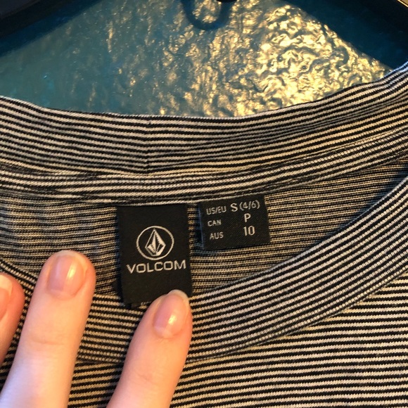 volcom tie waist shirt - Picture 4 of 6